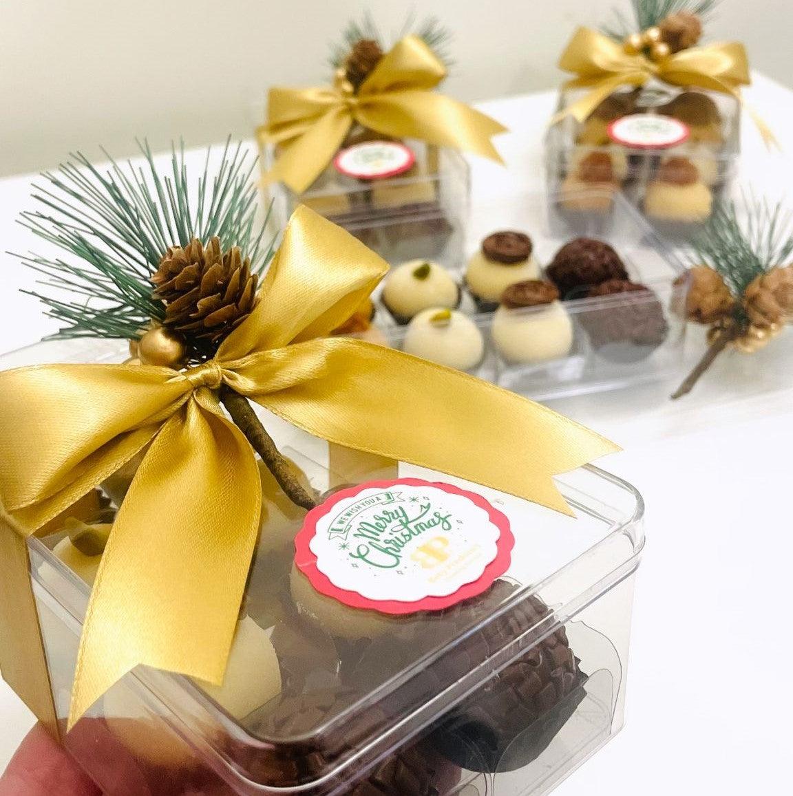 Brigadeiro Gourmet (decorated box with 8 units) - Pudim Lovers