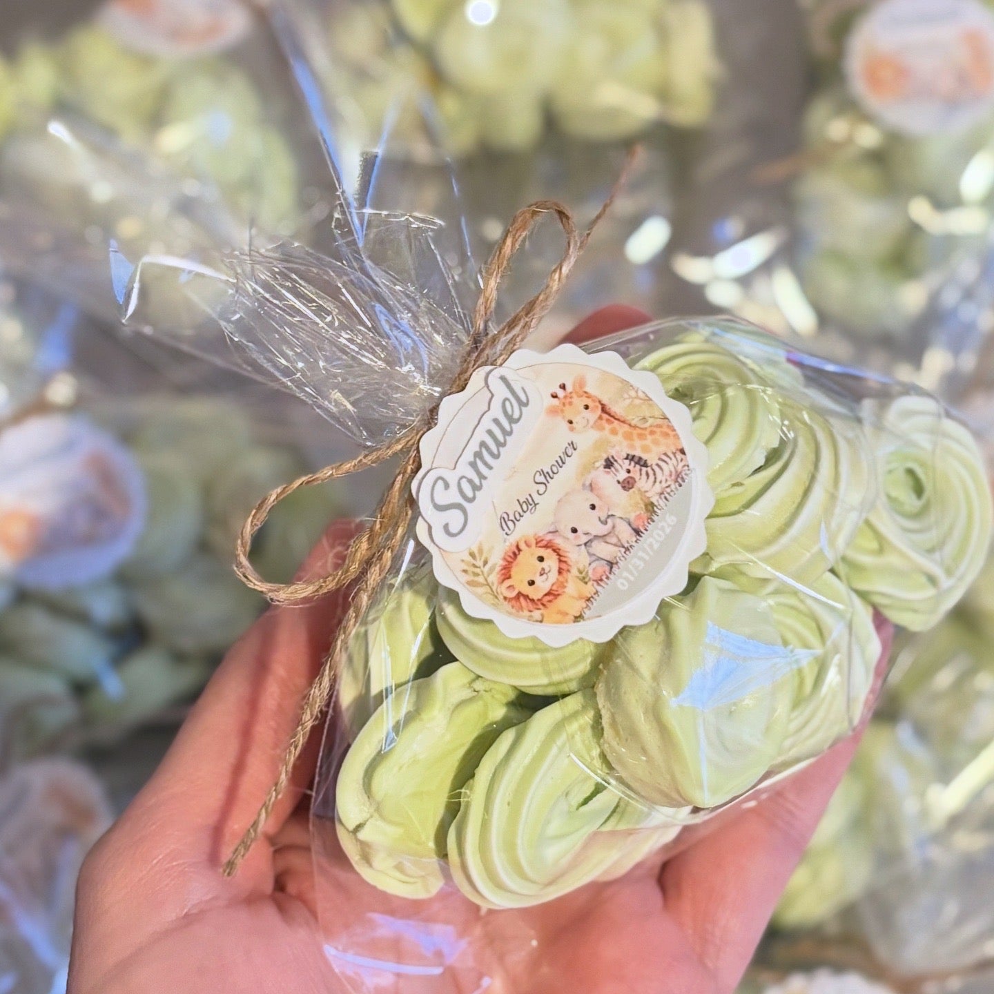 Mini Meringues – Pack of 15 Decorated Bags