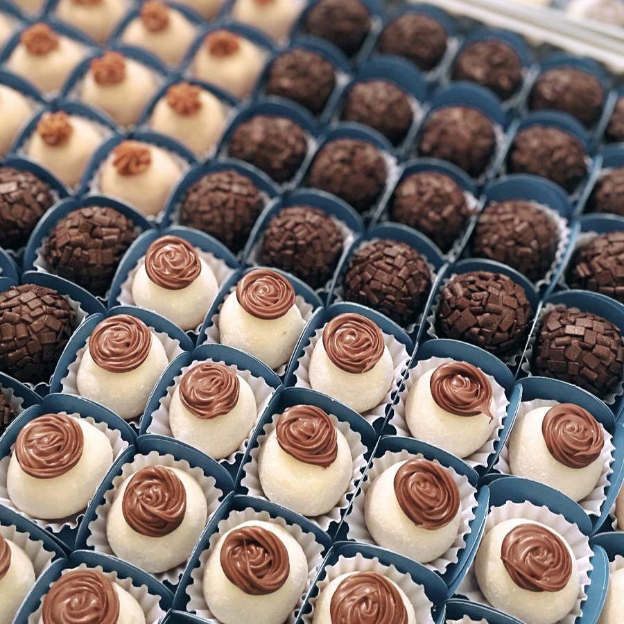 Brigadeiro Gourmet (box with 100un) - Pudim Lovers