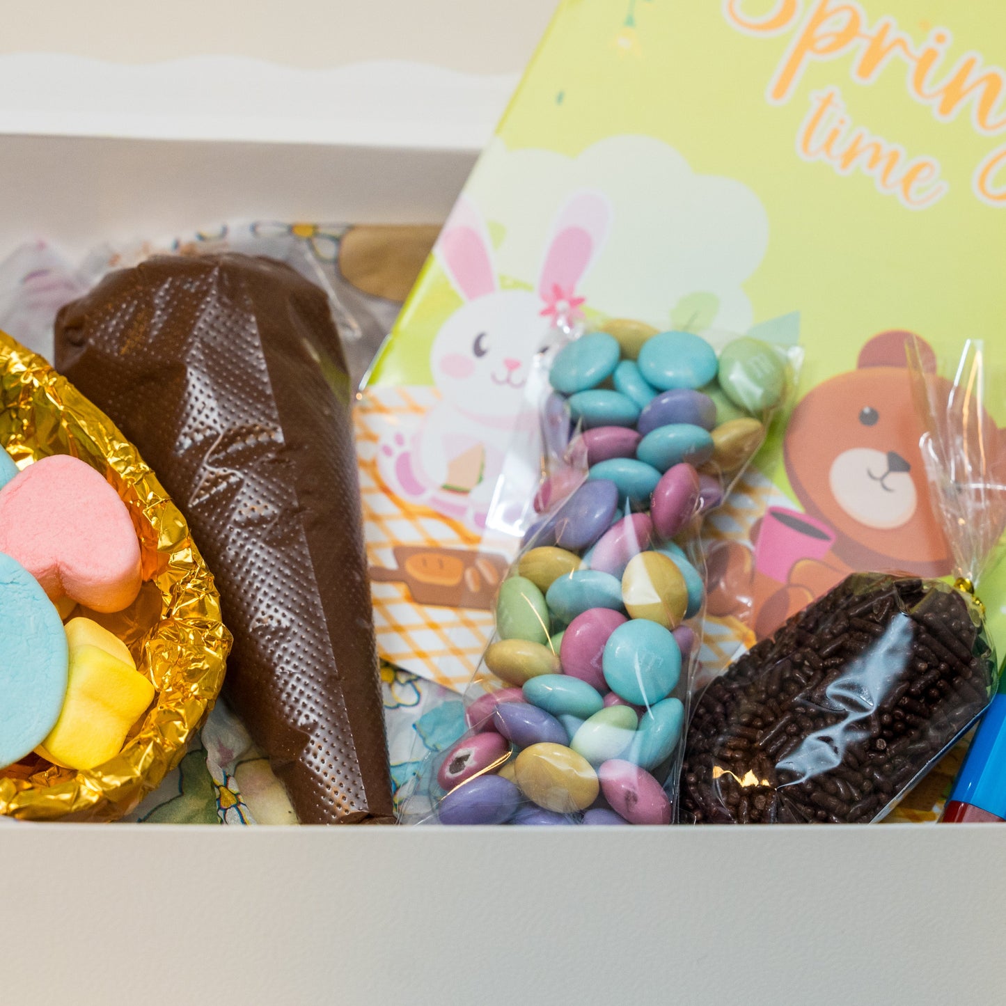 Kids Easter Egg Decorating Kit – DIY Belgian Chocolate Easter Egg